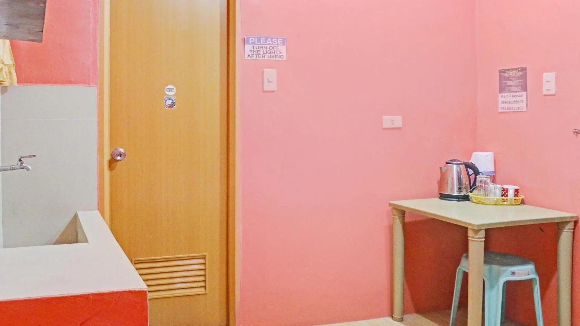 Solanos Transient House Hotel Pasay 2*,